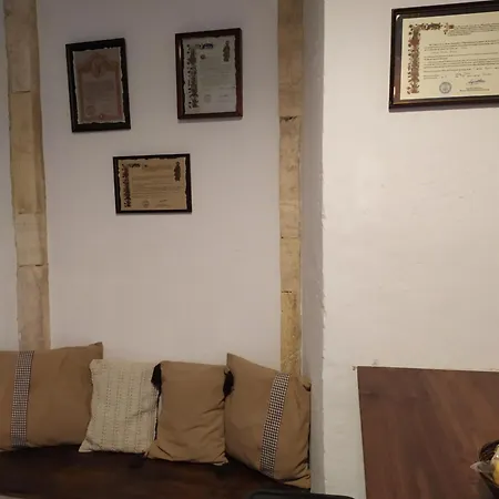 La Hospederia אורחן אוביידו